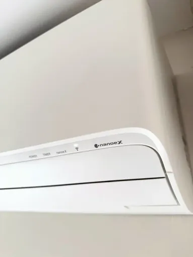 Climatisation plus panneaux photovoltaïques, une combinaison pertinente pour l'été, Martigues, TWE