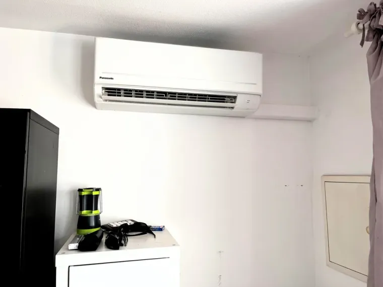 Faut-il laisser la climatisation tourner la nuit dans une chambre d'enfant ou de bébé ?, Martigues, TWE